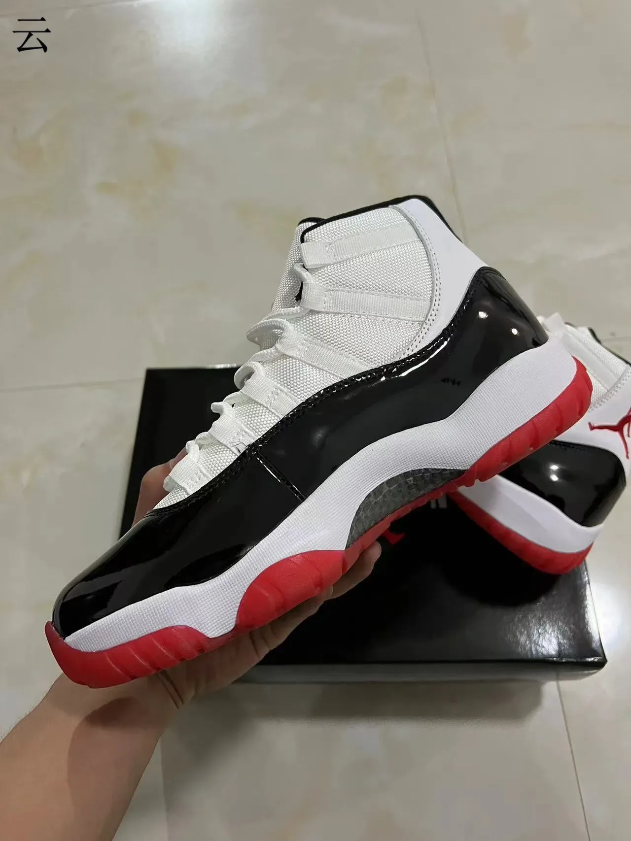 Air Jordan 11 Branco Preto Vermelho tênis de basquete 5