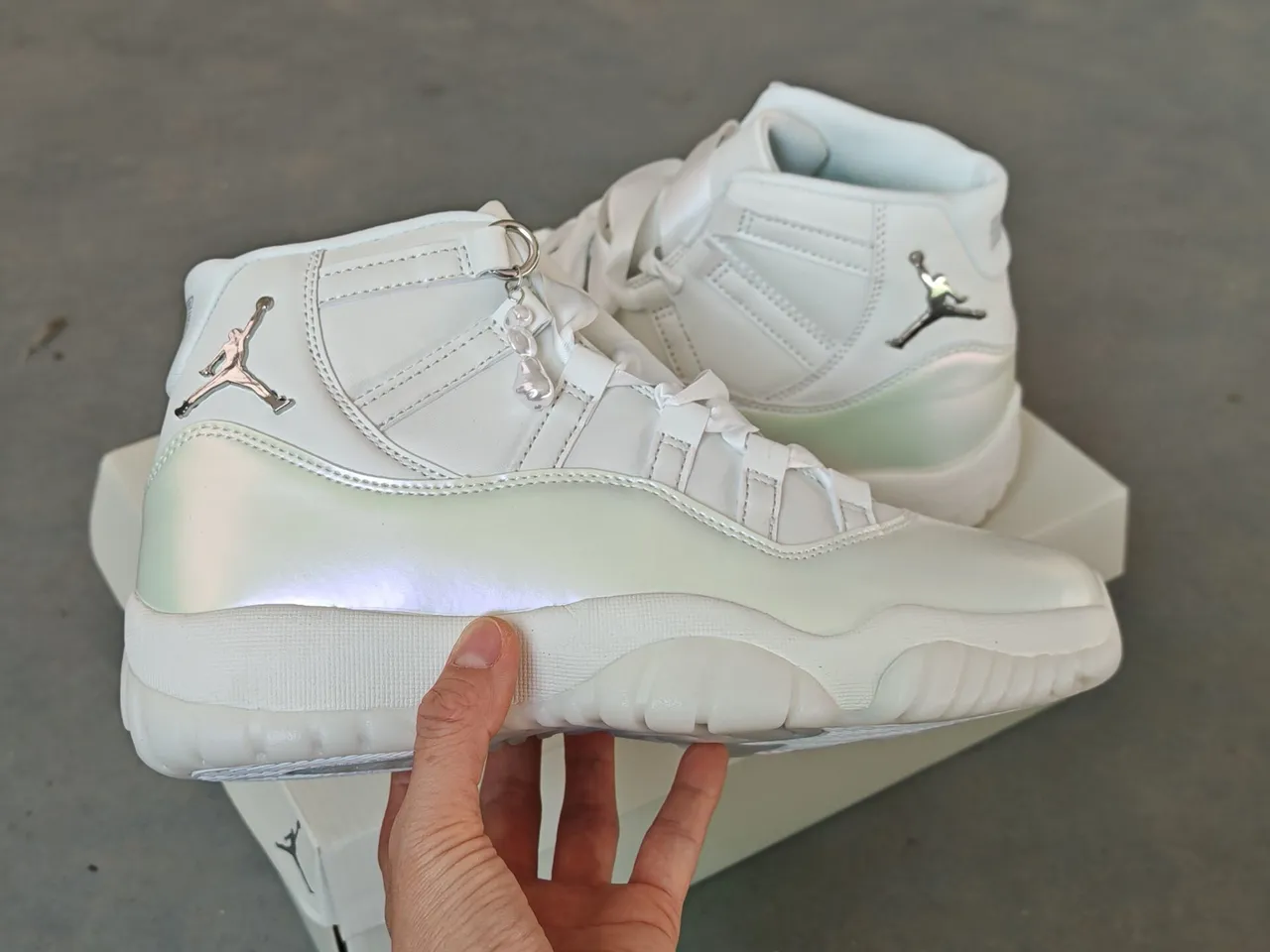 Air Jordan 11 White Iridescent Gradient Basketball Shoes 2