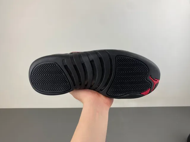 Air Jordan 12 Noir Rouge Chaussures de Basketball 11