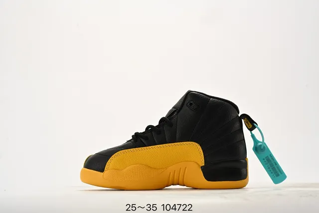 حذاء كرة السلة للأطفال Air Jordan 12 أسود وأصفر 8