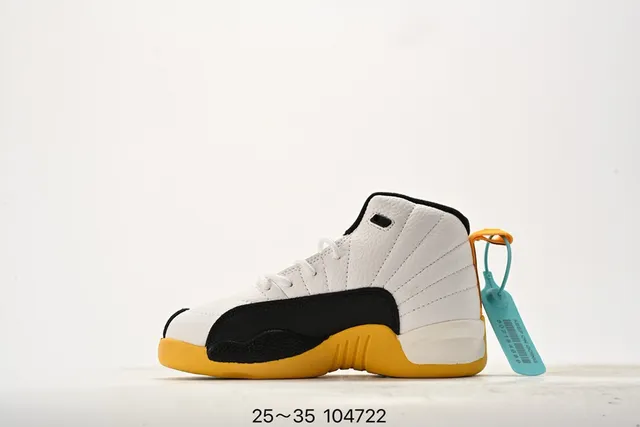 حذاء كرة السلة للأطفال Air Jordan 12 أسود وأصفر 17
