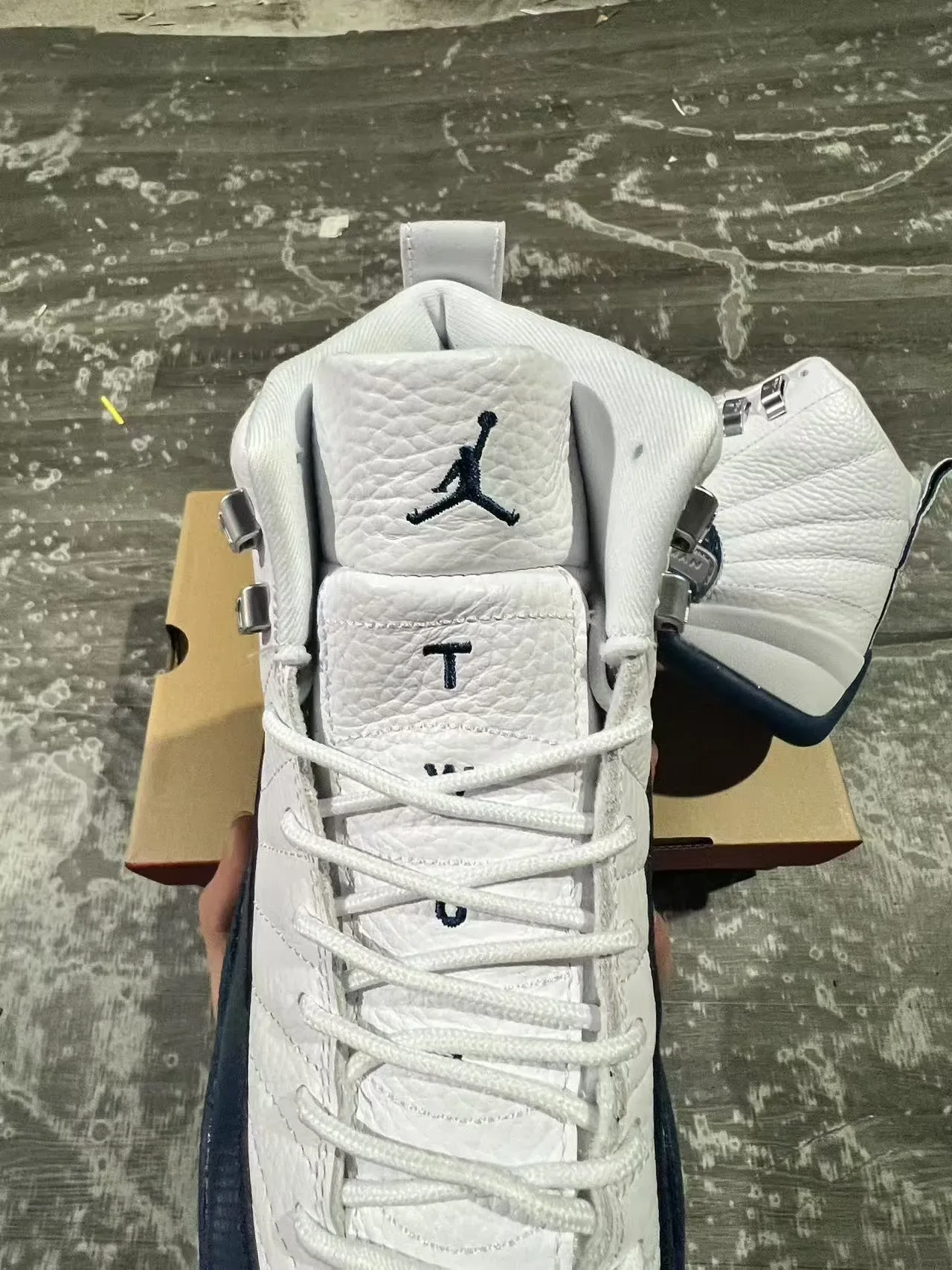 Air Jordan 12 Tênis de Basquete Branco Navy Couro 4