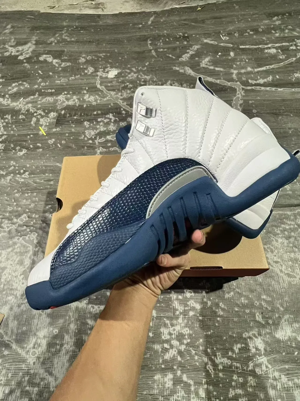 Air Jordan 12 Tênis de Basquete Branco Navy Couro 5