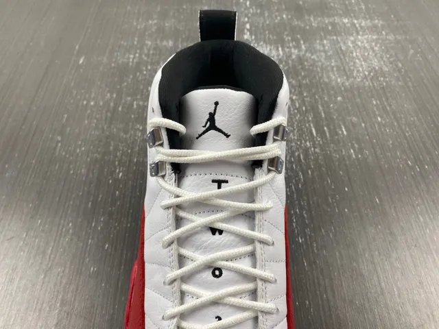 Air Jordan 12 White Red Basketball Shoes 8