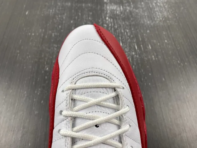 Air Jordan 12 White Red Basketball Shoes 9