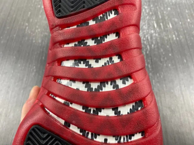 Air Jordan 12 White Red Basketball Shoes 11