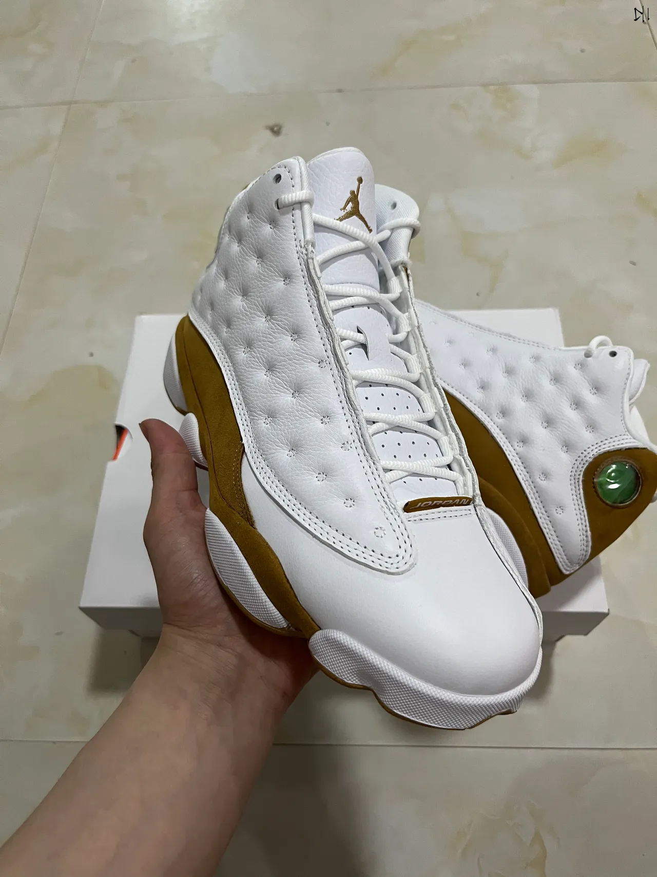 Air Jordan 13 White Tan Quilted Basketball Shoes 4