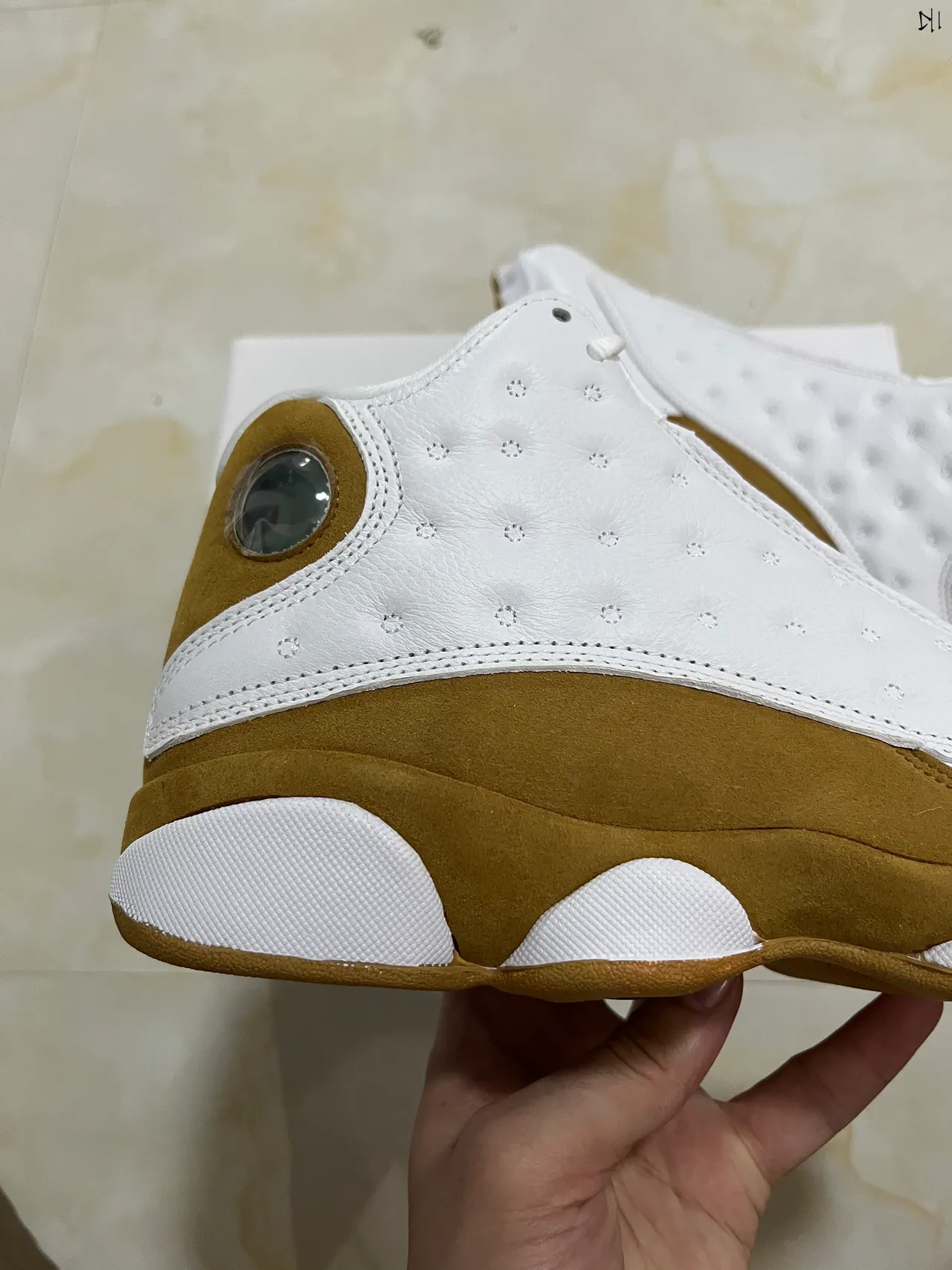 Air Jordan 13 White Tan Quilted Basketball Shoes 10