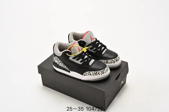 Tênis de basquete Air Jordan 3 Off-White cinza com estampa de elefante 9