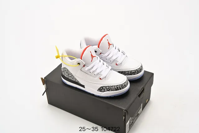 Tênis de basquete Air Jordan 3 Off-White cinza com estampa de elefante 16