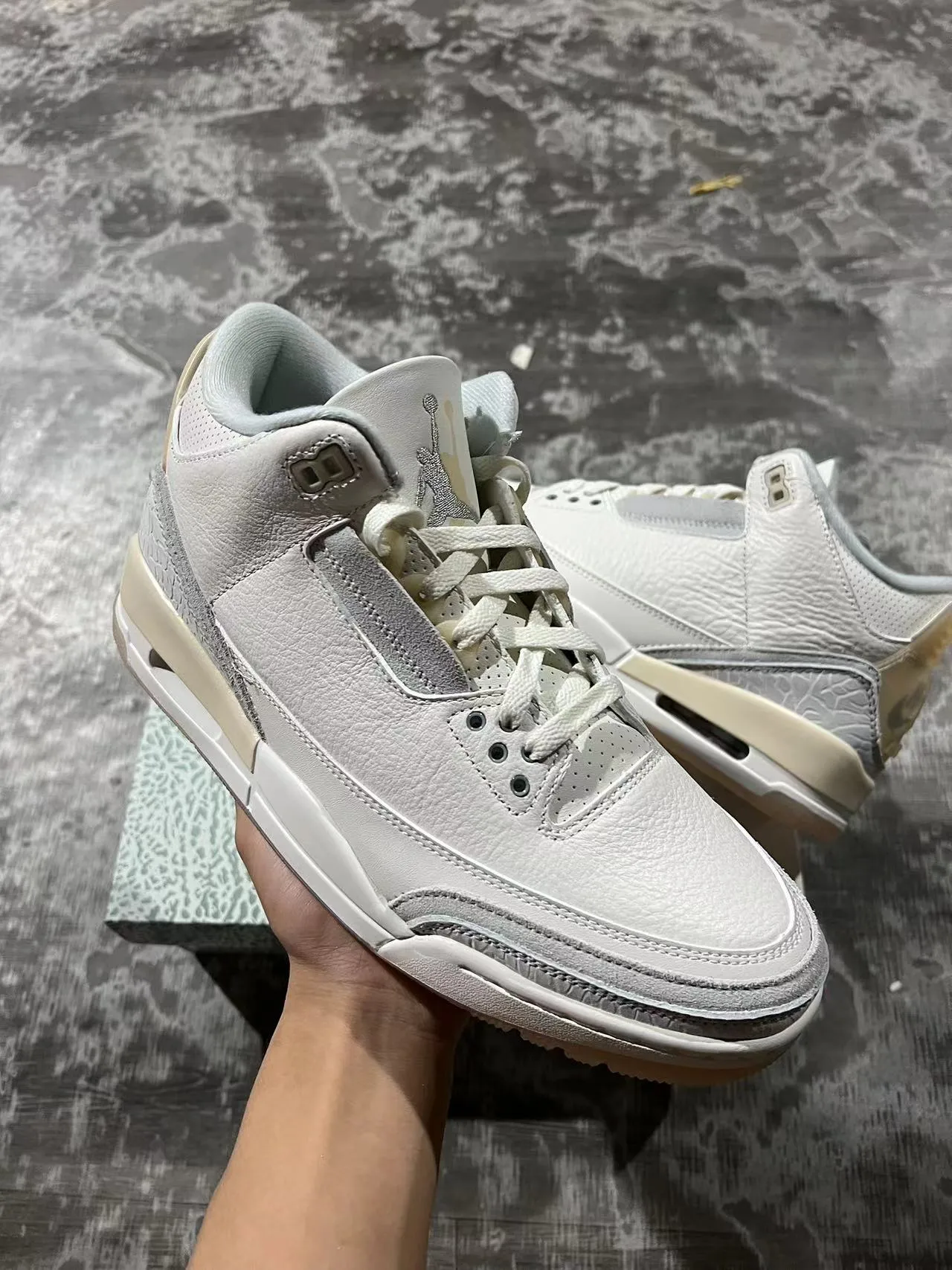 Air Jordan 3 White Elephant Print Basketball Shoes 2