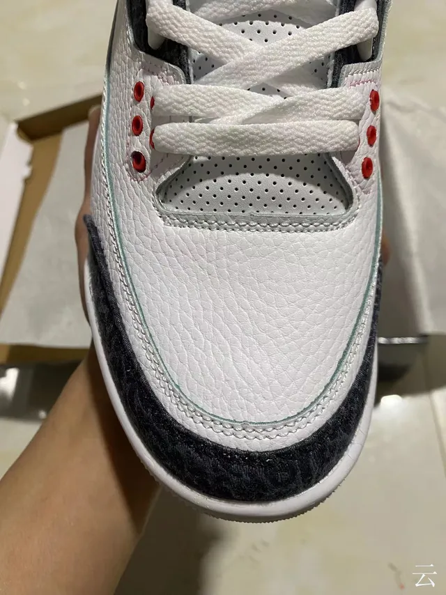 Air Jordan 3 White Navy Red Elephant Print Basketball Shoes 3