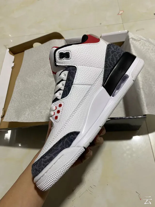 Air Jordan 3 White Navy Red Elephant Print Basketball Shoes 4