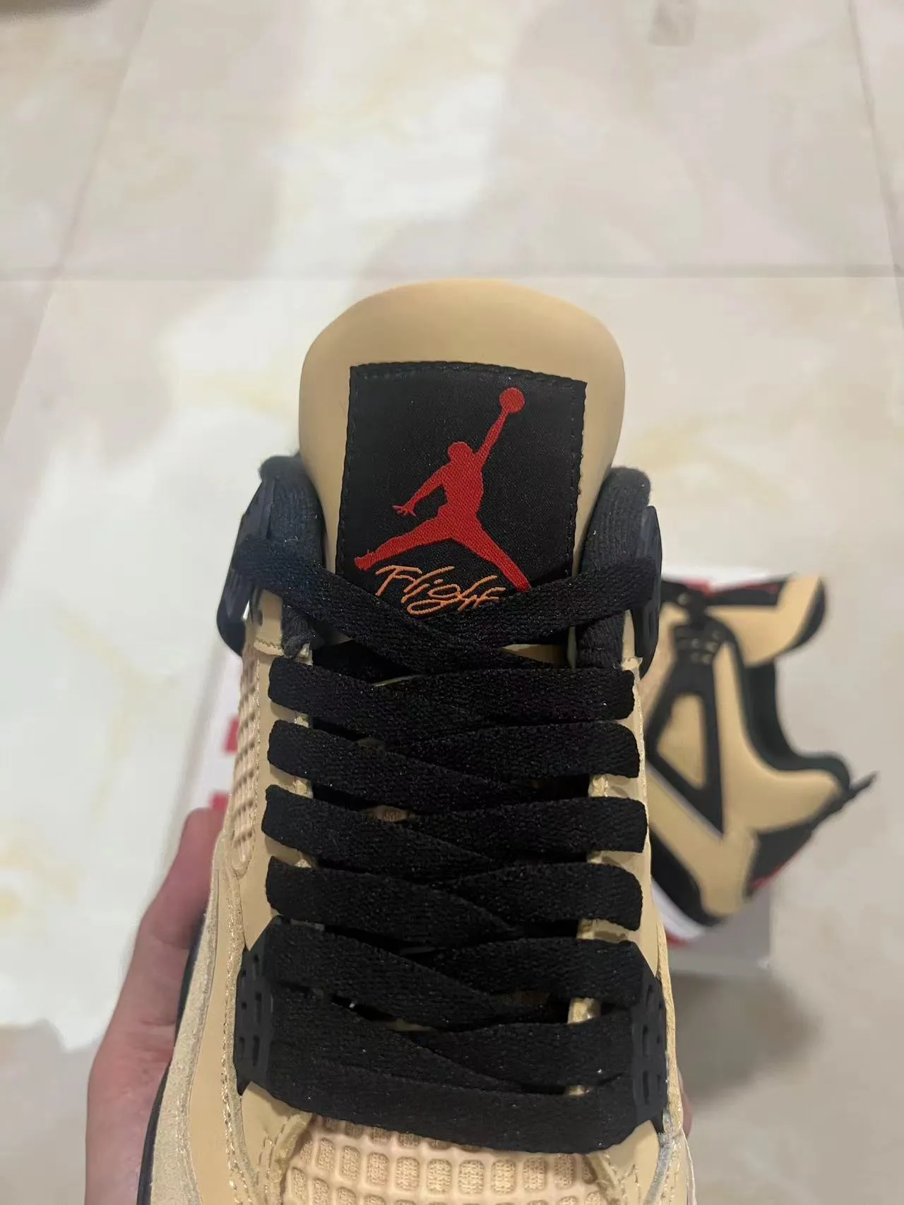 Tênis de basquete Air Jordan 4 bege preto vermelho 4