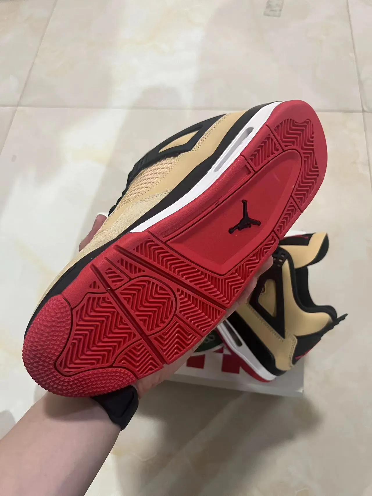 Tênis de basquete Air Jordan 4 bege preto vermelho 6