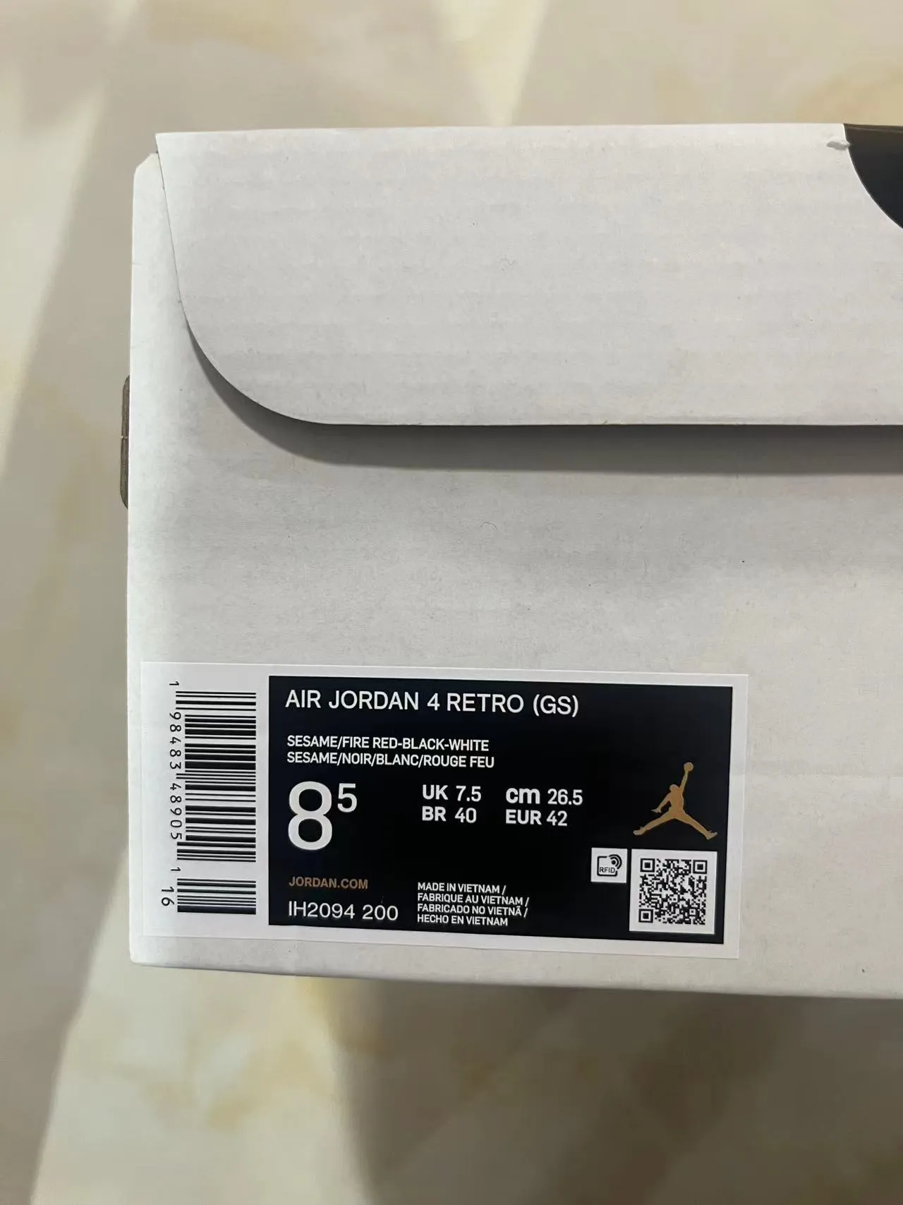Tênis de basquete Air Jordan 4 bege preto vermelho 10