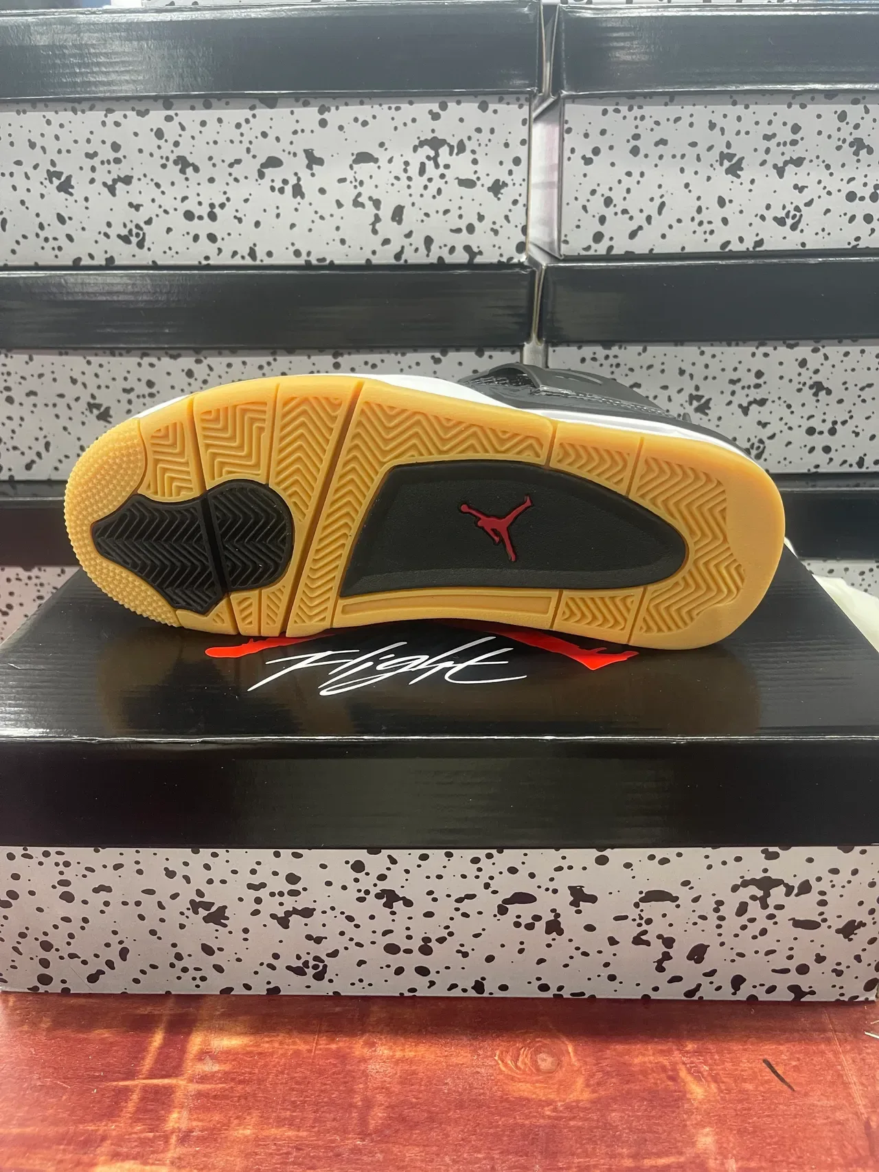 Air Jordan 4 Tênis de Basquete Preto Branco Alto Couro Patentado Brilhante 4