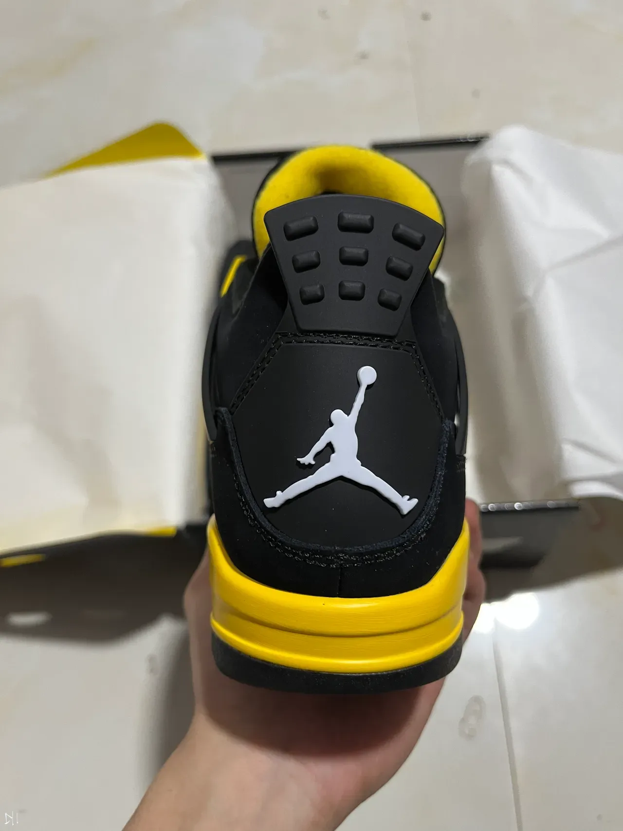 Air Jordan 4 Noir Jaune Chaussures de Basketball 6