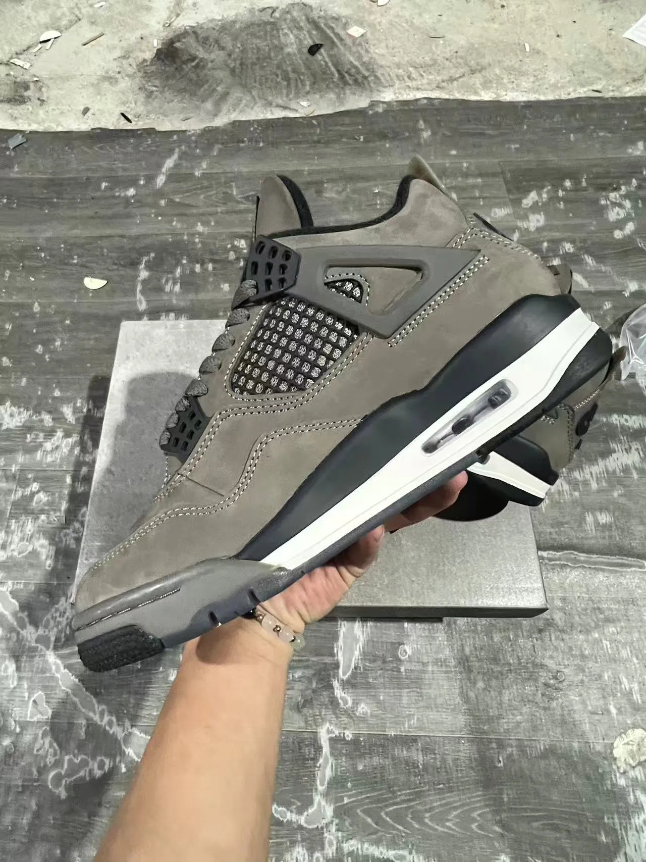 Air Jordan 4 Gray Suede Black Plastic Cage Basketball Shoes 5