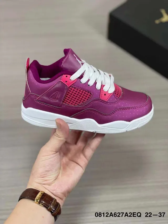 Zapatillas lifestyle Air Jordan 4 magenta y blanco 3