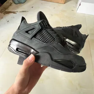 Air Jordan 4 Monochromatic Black Basketball Shoes