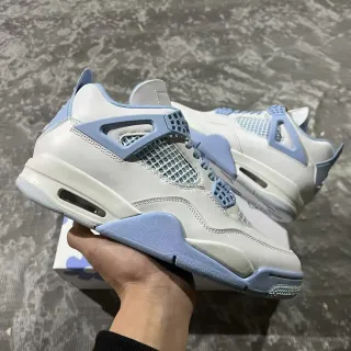 Air Jordan 4 Off-White Pale Blue 篮球鞋