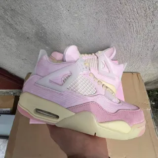 Air Jordan 4 粉色麂皮和纺织高帮篮球鞋