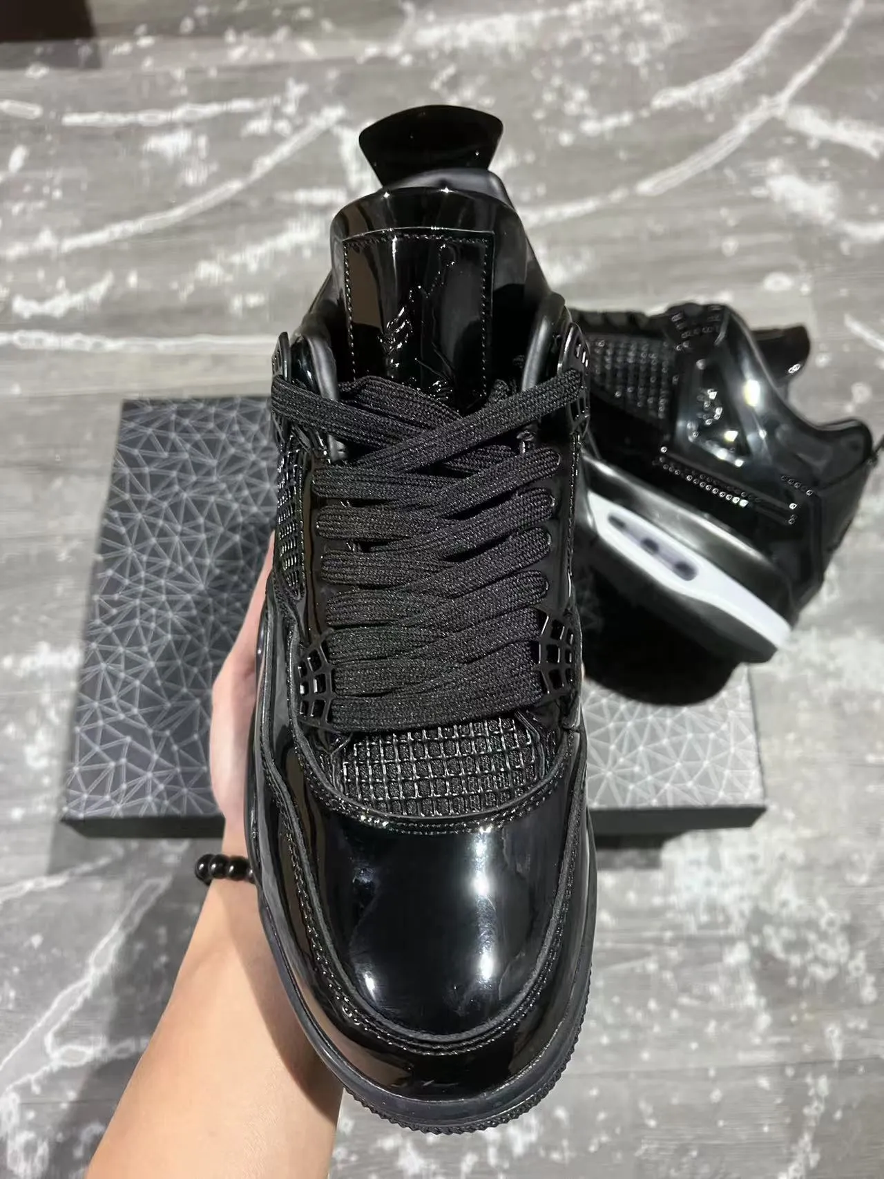 Air Jordan 4 Retro Black White Glossy Basketball Shoes 3