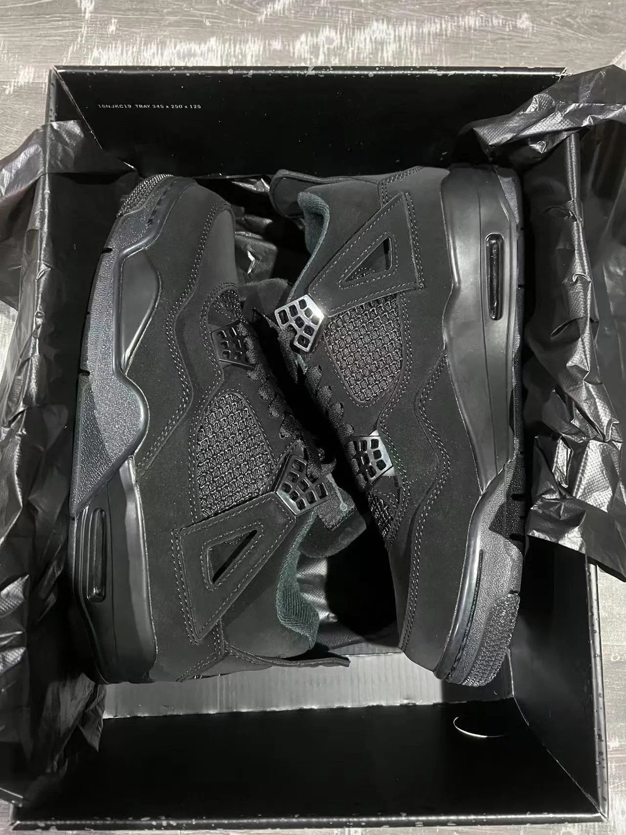 Air Jordan 4 Retro Monochromatic Black Basketball Shoes 9