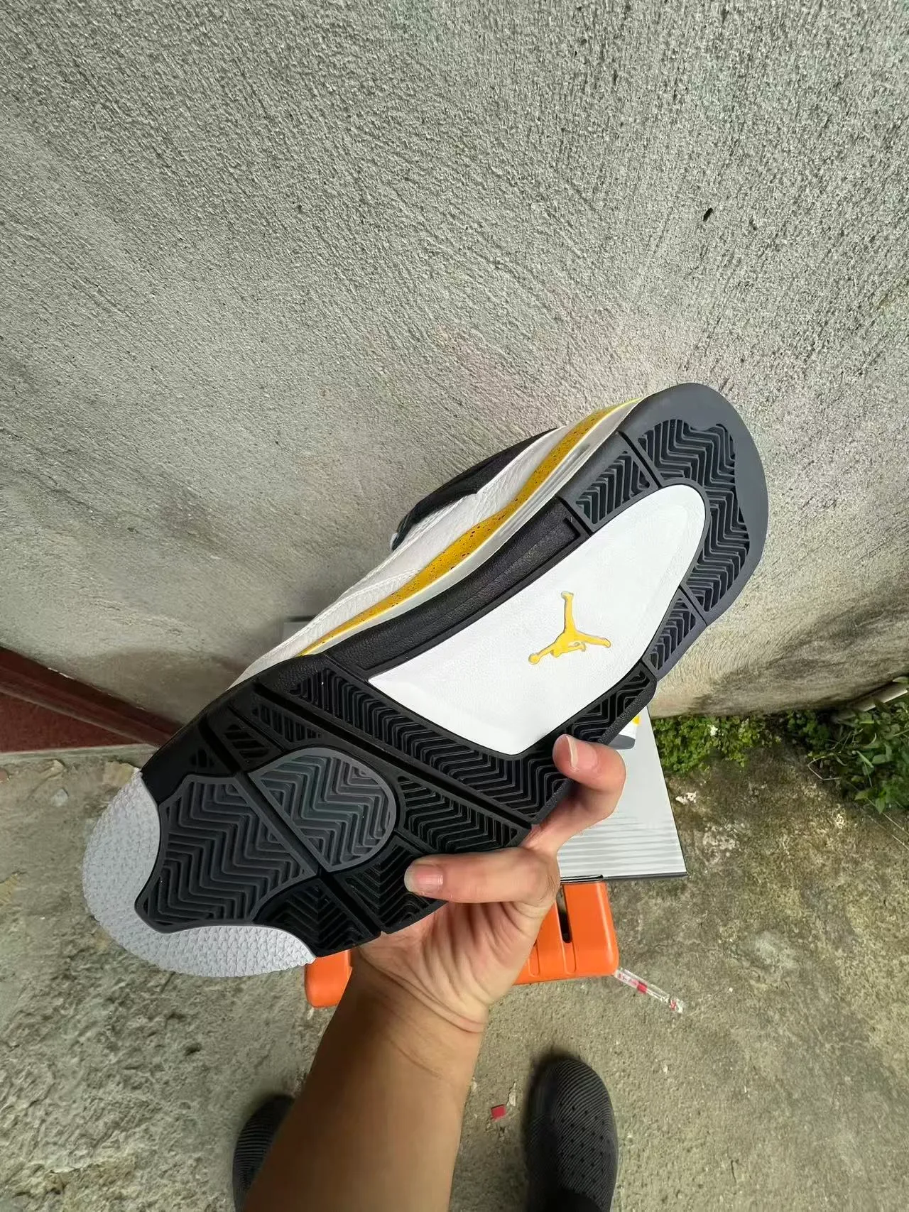 Air Jordan 4 सफेद काले पीले धब्बेदार बास्केटबॉल जूते 6