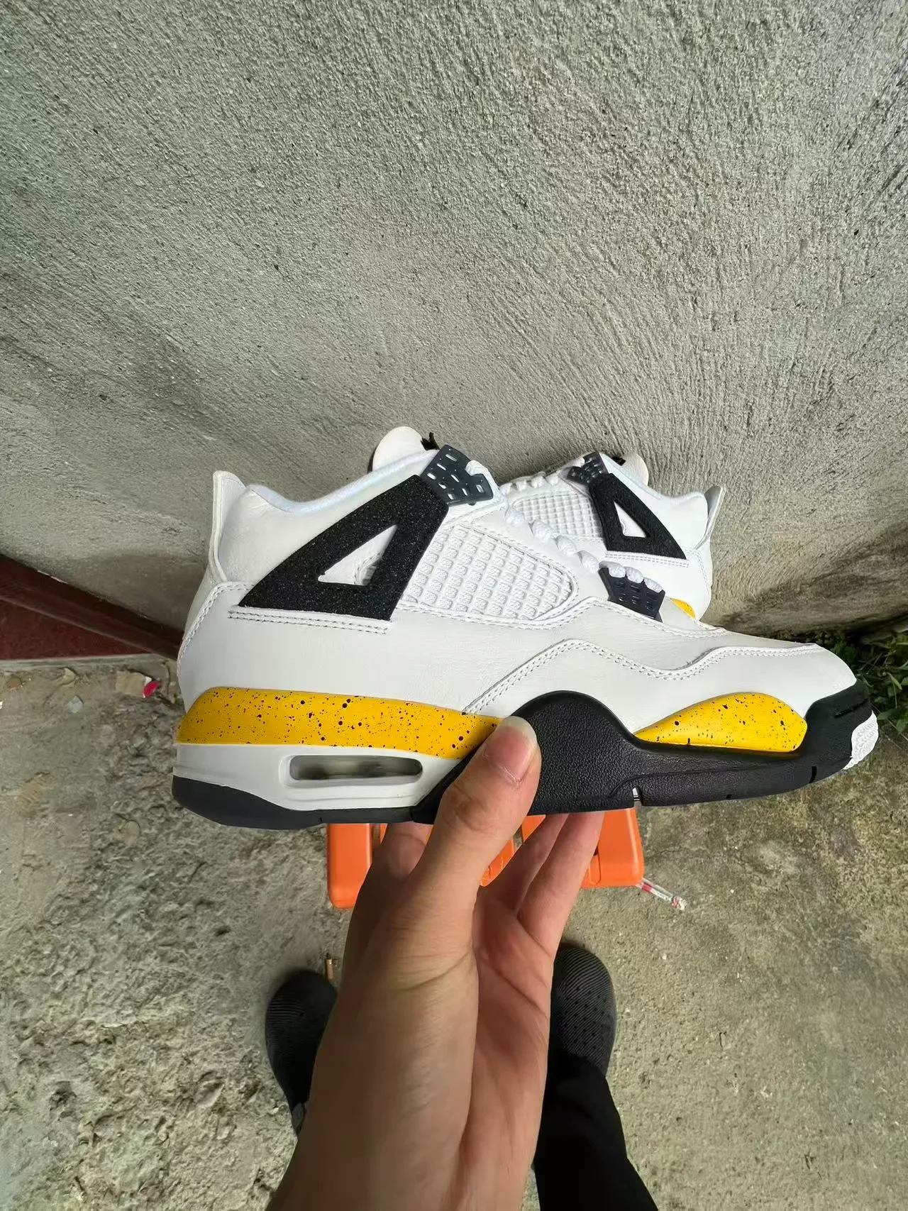 Air Jordan 4 सफेद काले पीले धब्बेदार बास्केटबॉल जूते 7