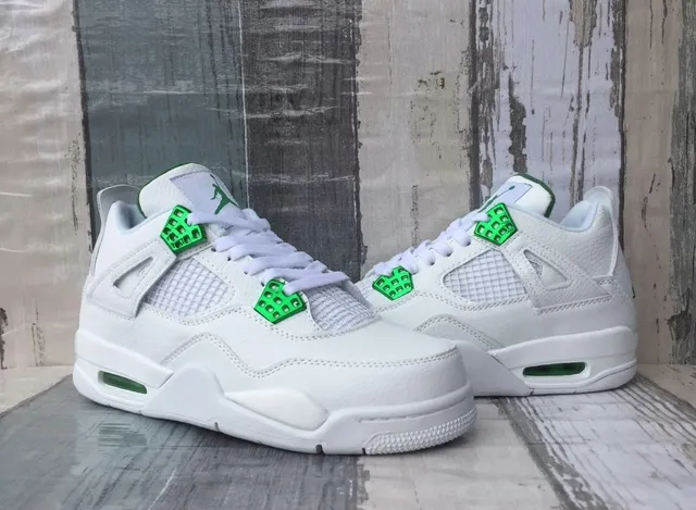Chaussures de basketball Air Jordan 4 blanc et vert 2
