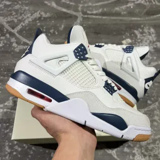 Air Jordan 4 白海军蓝生胶篮球鞋