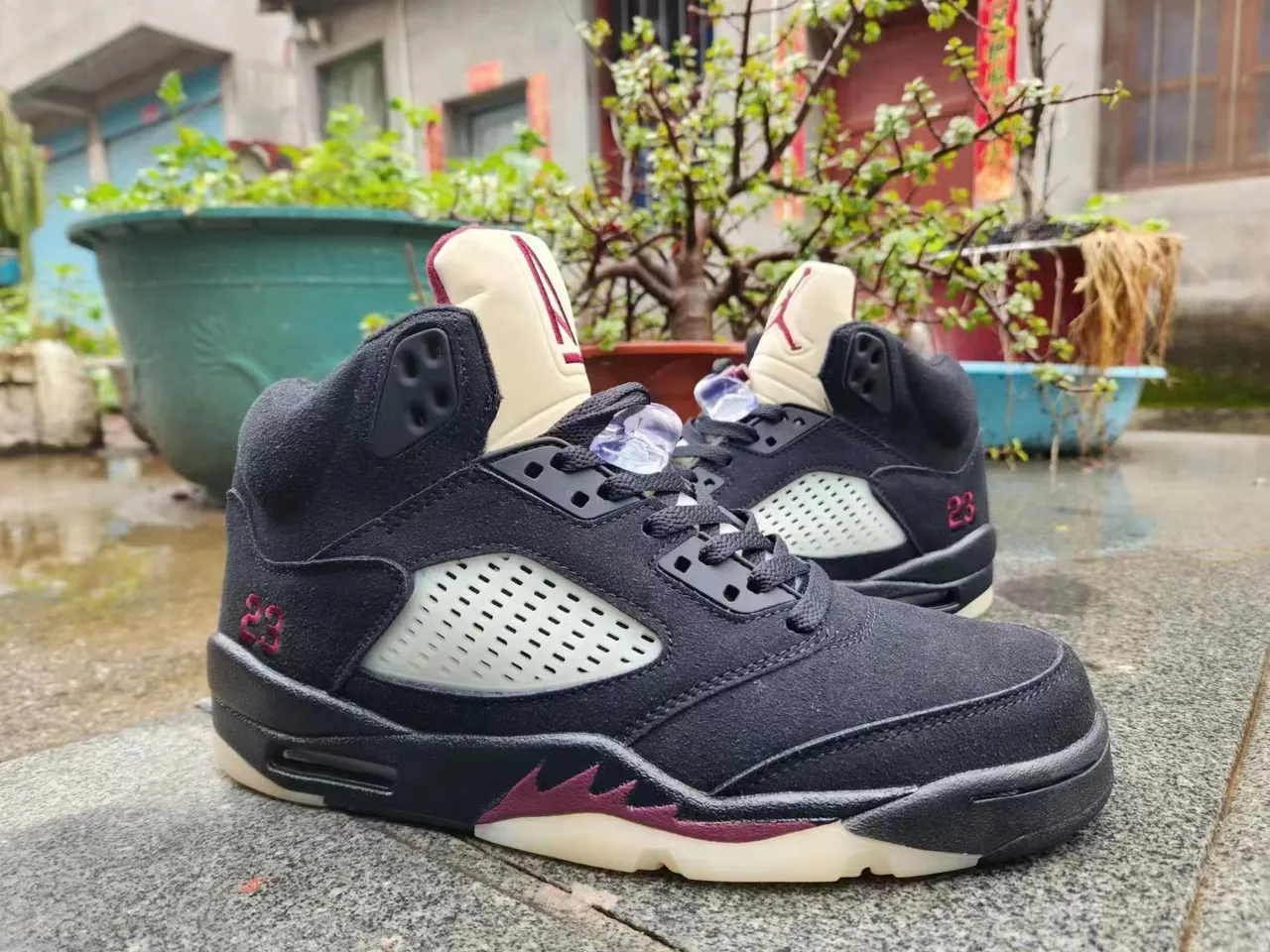 Air Jordan 5 Black Maroon Cream Basketball Shoes 3