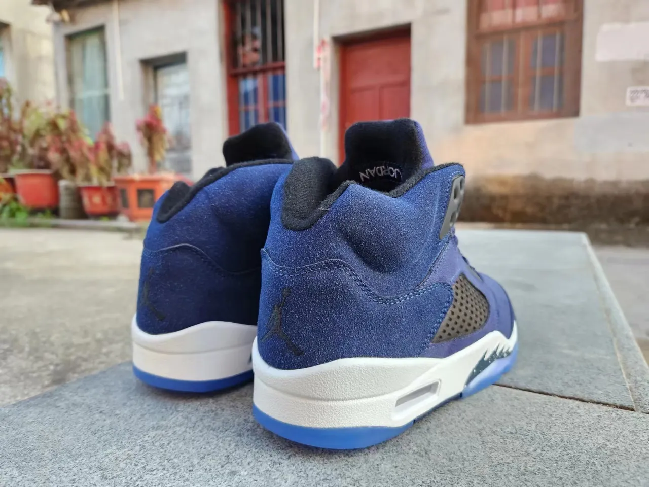 Zapatillas de baloncesto de caña alta de ante azul Air Jordan 5 4