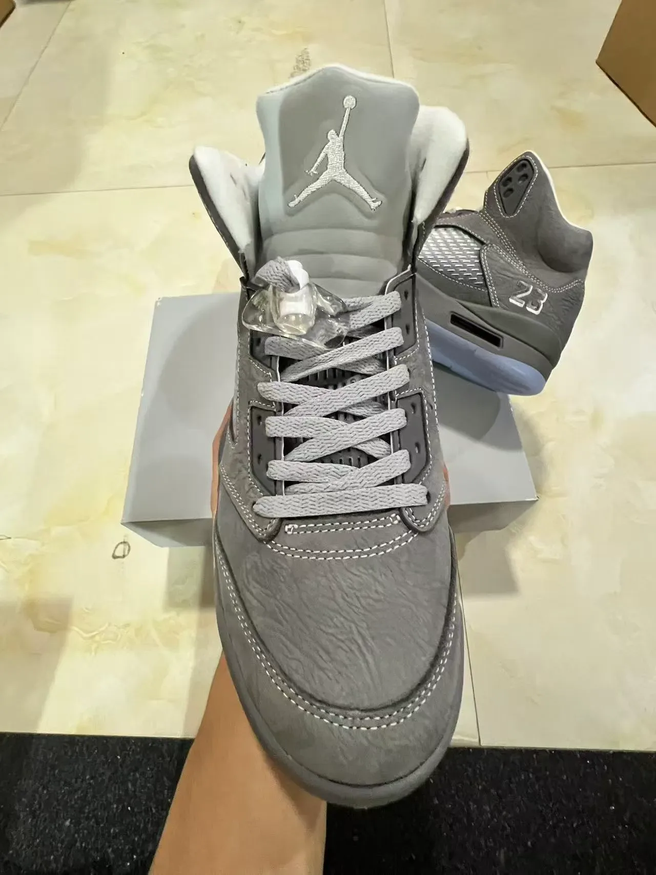 Air Jordan 5 Cinza e Azul Claro Tênis de Basquete 3