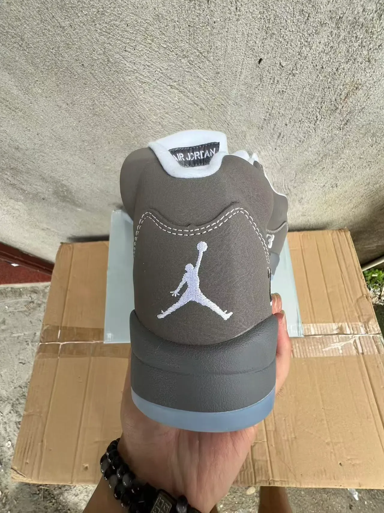 Air Jordan 5 أحذية كرة السلة الجلدية الرمادية العالية 8