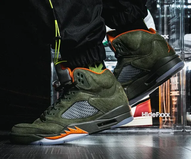 Air Jordan 5 Vert Olive et Orange Chaussures de Basketball 3