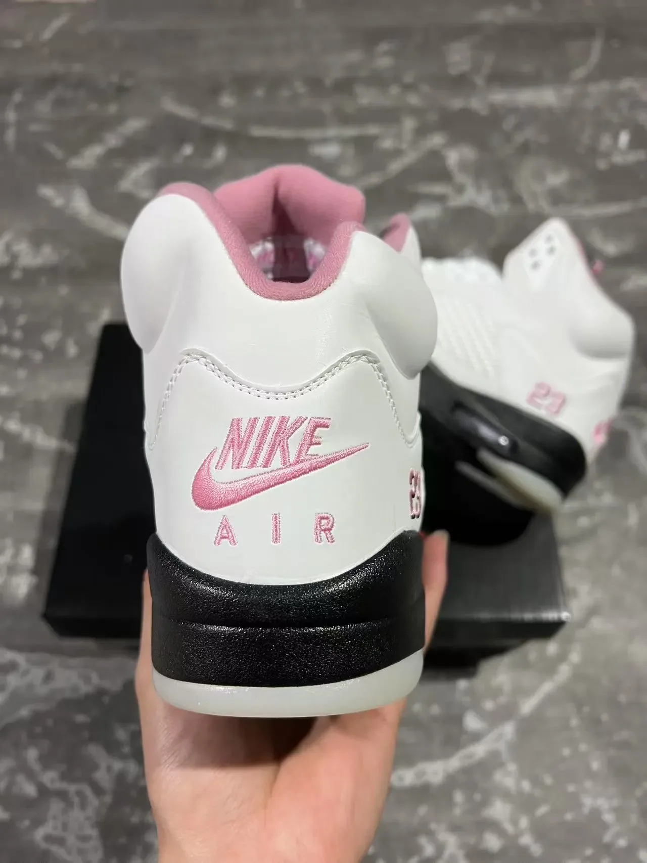 Air Jordan 5 White Pink Black Tênis de Basquete 8