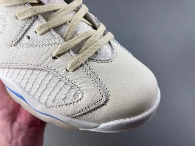 Air Jordan 6 Beige Blue Chaussures de Basketball Hautes Cuir-Maille Híbrides 2