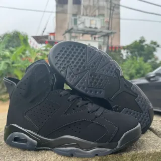Air Jordan 6 黑色篮球鞋