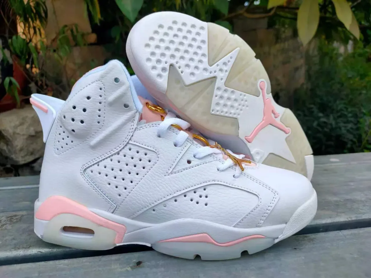 Air Jordan 6 Blanc Rose Doré Chaussures de Basketball 2