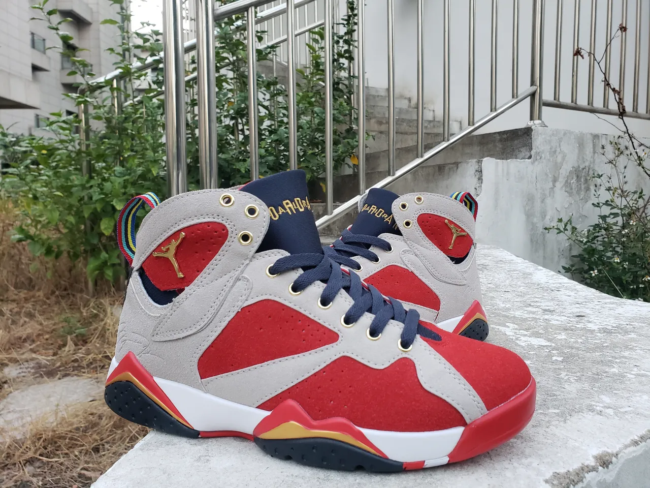 Air Jordan 7 Red Gray Navy Gold Basketball Shoes 3