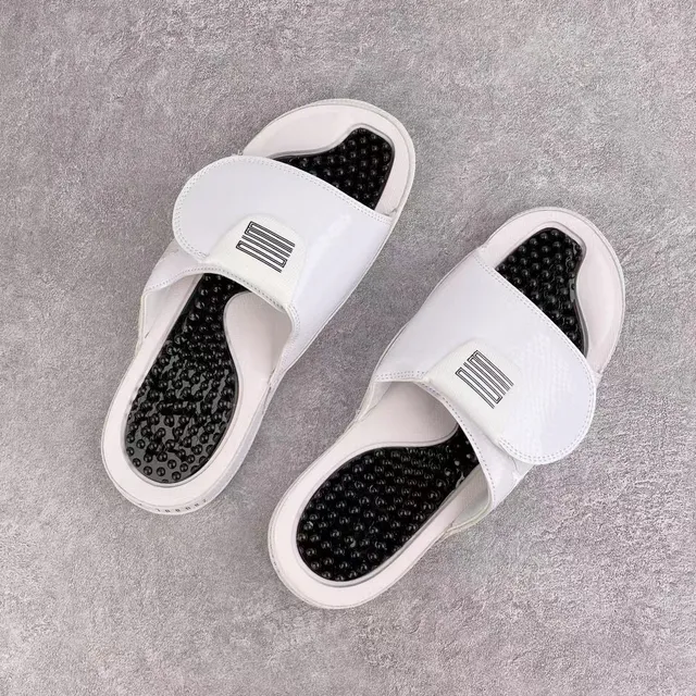 Air Jordan Hydro 4 White Slide Slipper 3