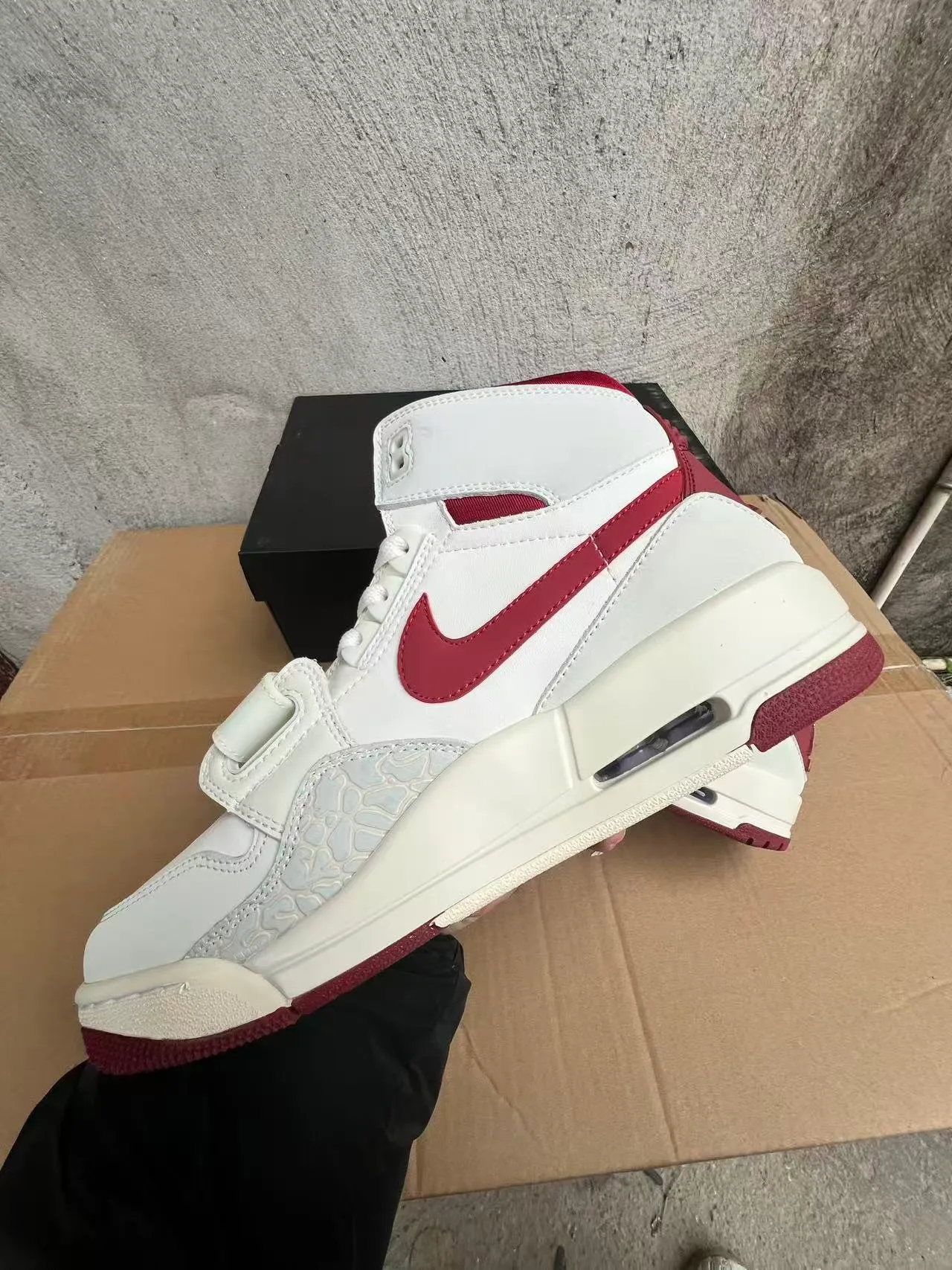 Air Jordan Legacy 312 Off-White y Rojo Zapatillas de Baloncesto 10