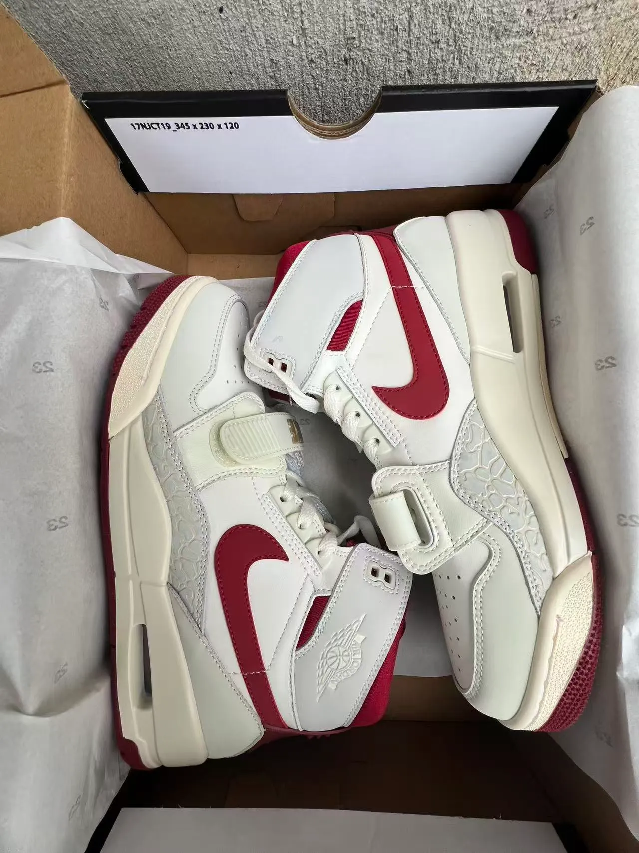 Air Jordan Legacy 312 Off-White y Rojo Zapatillas de Baloncesto 7