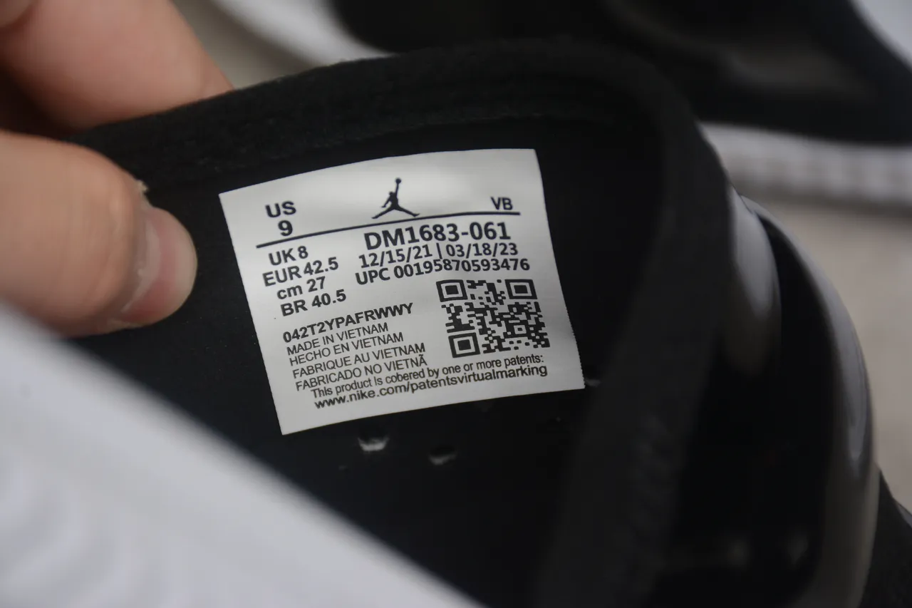 Air Jordan Slide JORDN/23.E White Black Red Slippers 4