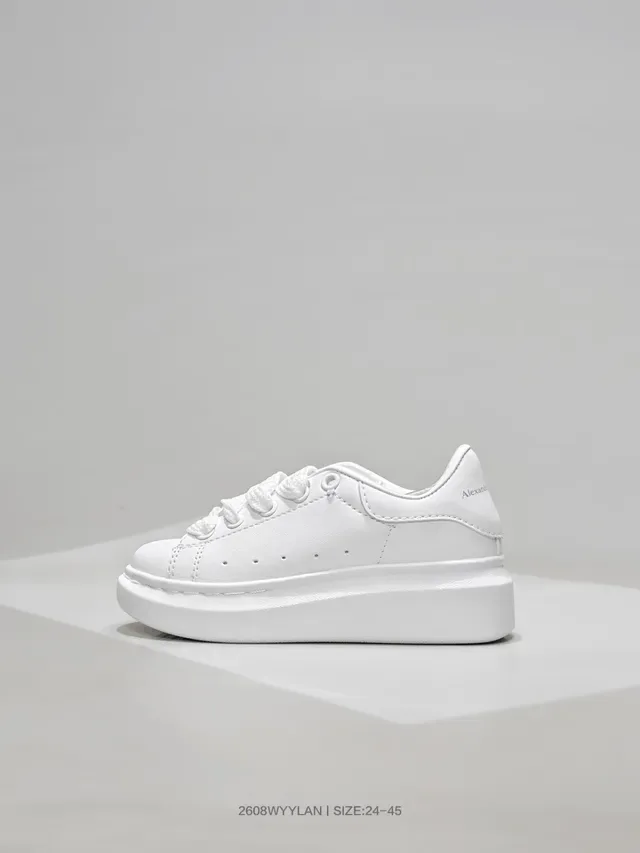 Alexander McQueen Oversized Sneaker Black Lifestyle Sneakers 3