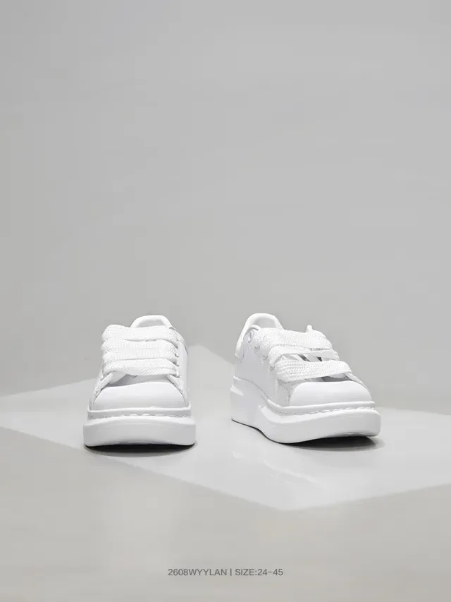 Alexander McQueen Oversized Sneaker Black Lifestyle Sneakers 4
