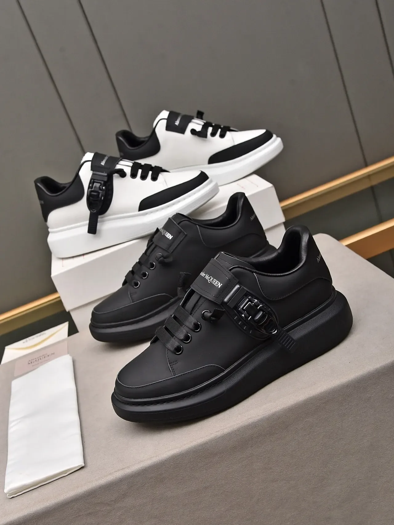 Alexander McQueen Oversized Sneaker Black Platform Sole Leather Upper Chunky Sneakers 2